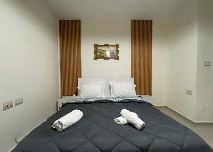 Hidden Behind The Dictator 民宿 *